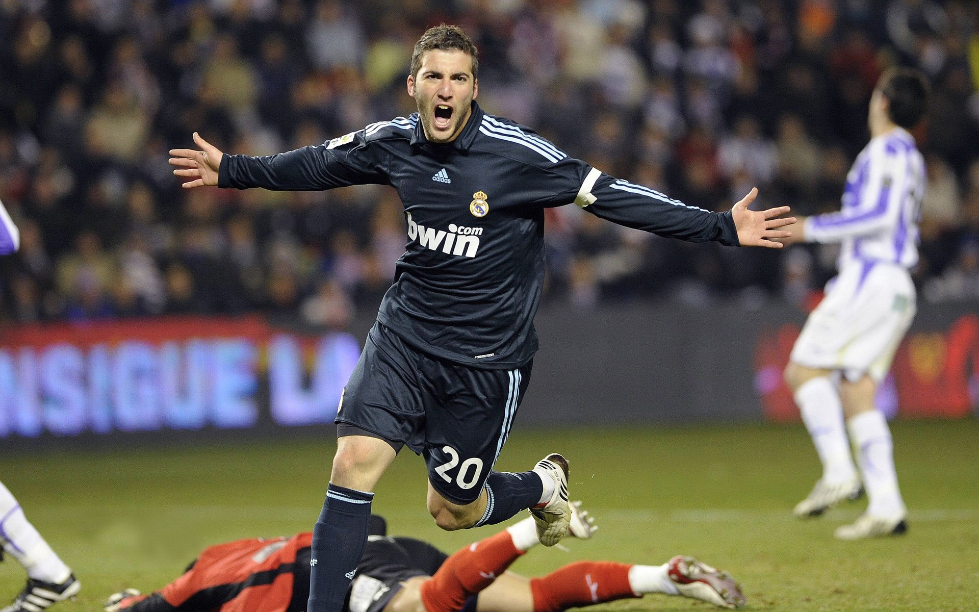 中超球队外援表现引关注,中超各球队外援