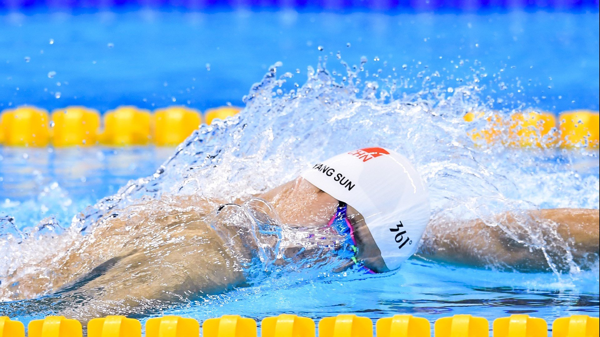 中国男篮热身赛再战西班牙 完美收官争夺奥运资格，中国男篮蓝队热身赛